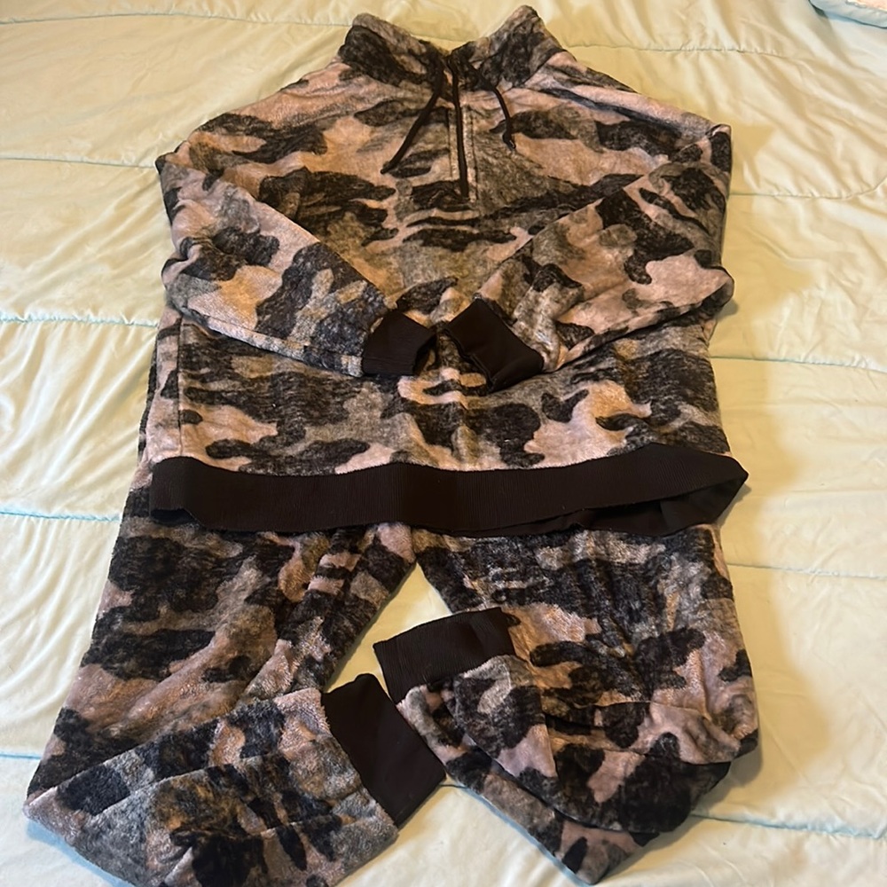 Fuzzy lounge set